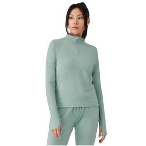 Allbirds Natural Run Mid Layer Top in Green Hush